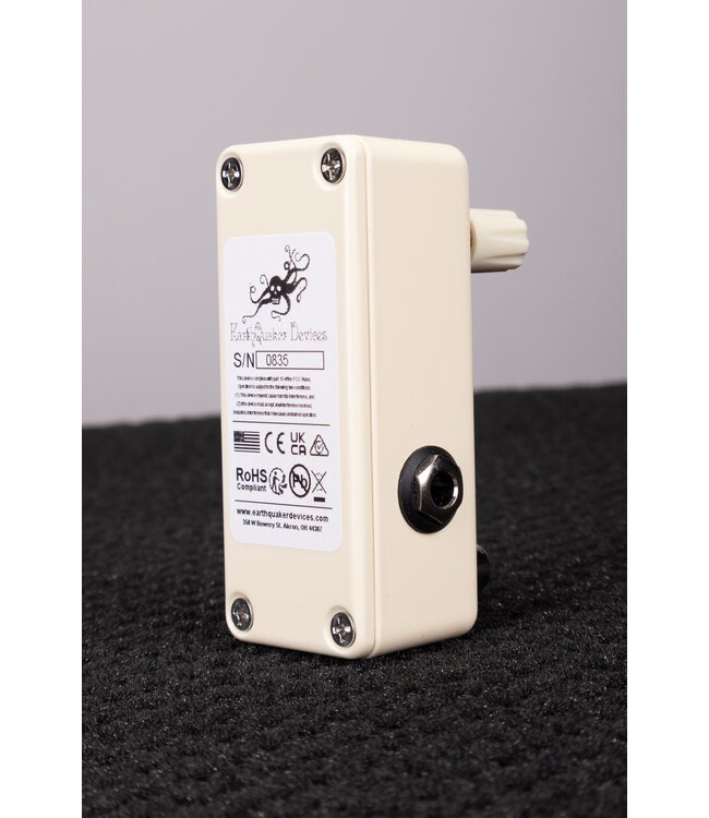 EarthQuaker Devices Barrows V1 – Fuzz Attacker Fuzz Pedal | Roxy Music