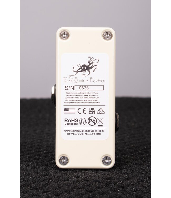 EarthQuaker Devices Barrows V1 – Fuzz Attacker Fuzz Pedal | Roxy Music