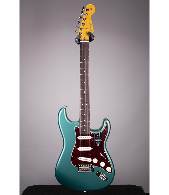 Fender American Professional Classic Stratocaster - Faded Sherwood Green Metallic with Rosewood Fingerboard, Includes Deluxe Gig Bag