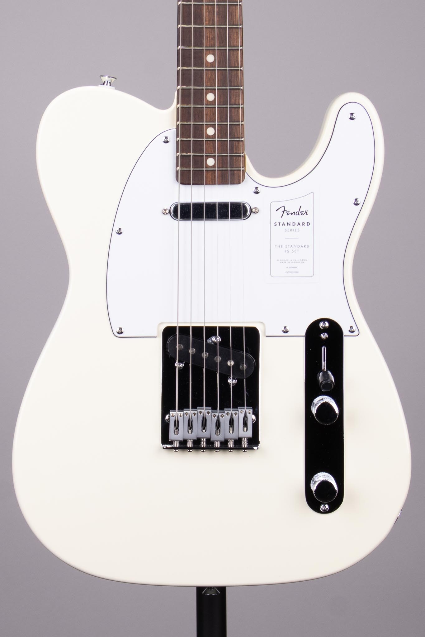 Fender Standard Telecaster オリンピックホワイト Fender Standard Telecaster Electric Guitar - Olympic White - Roxy