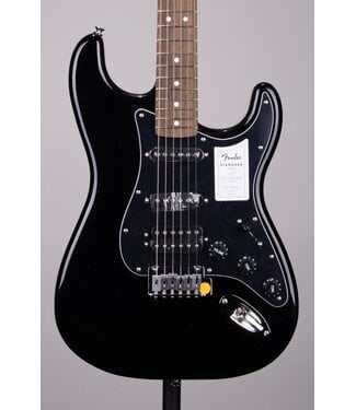 Fender Fender Standard Stratocaster HSS – Black with Laurel Fingerboard