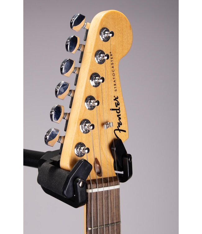 Fender Standard Stratocaster HSS – Black with Laurel Fingerboard