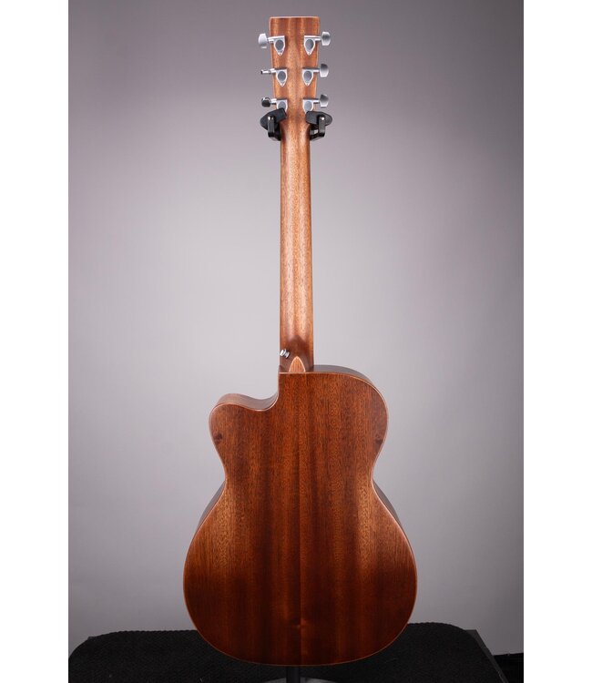 Martin 000C Jr-E StreetMaster Acoustic-electric Guitar - Dark Mahogany Distressed