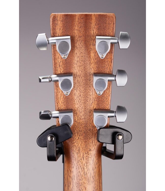 Martin 000C Jr-E StreetMaster Acoustic-electric Guitar - Dark Mahogany Distressed