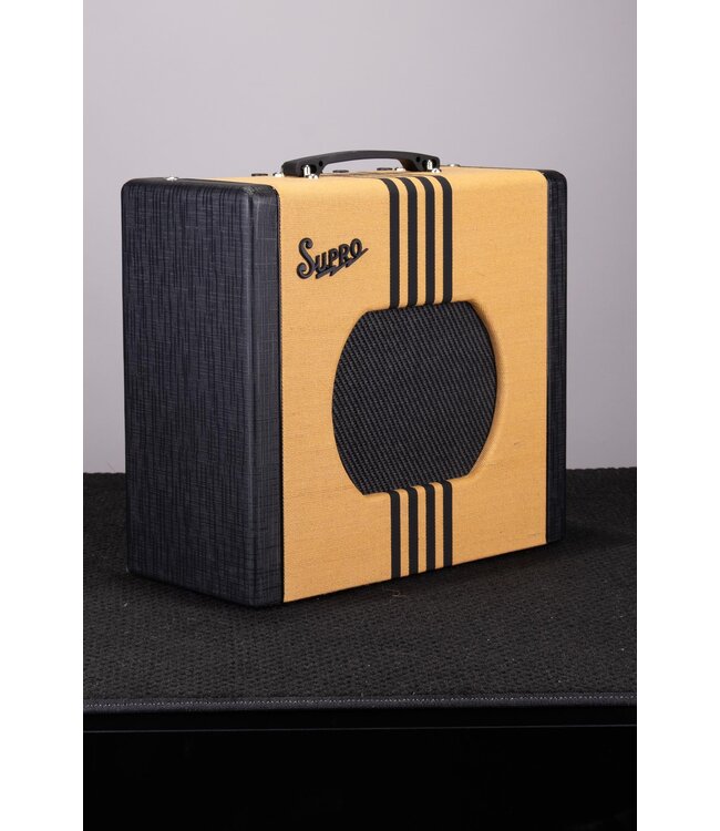 Supro Delta King 12 Tube Combo Amplifier - 1x12, 15-Watt, Tweed/Black