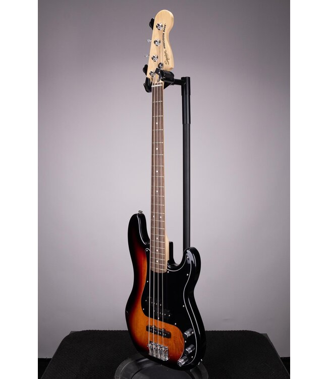 Used Squier Affinity P Bass w/ gigbag - Sunburst