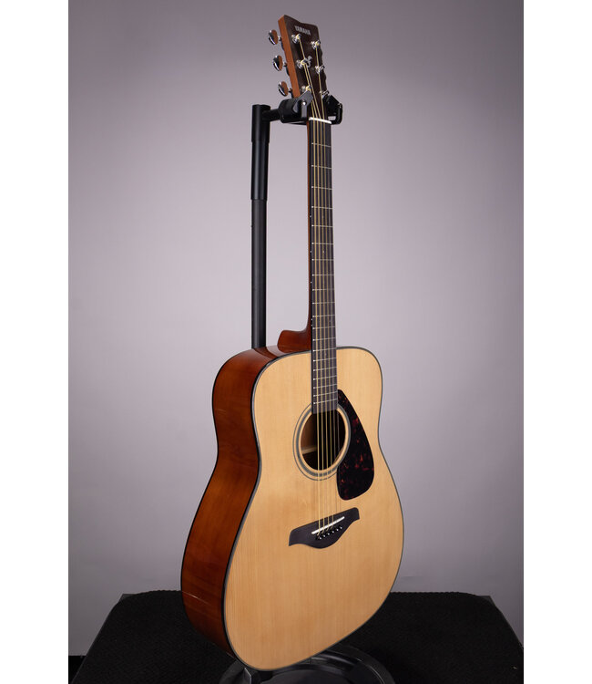 YAMAHA FG800J FOLK SIZE SOLID TOP ACOUSTIC GUITAR