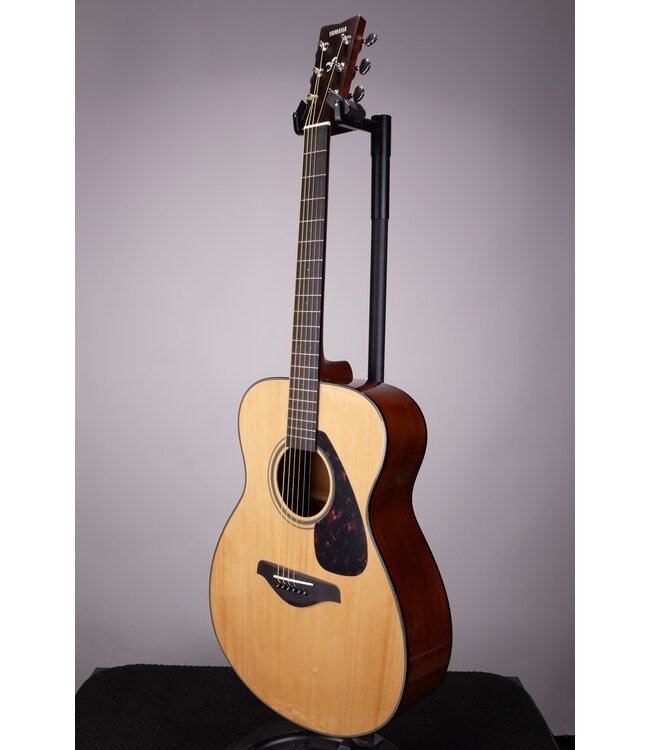 Yamaha FS800J Concert Acoustic Guitar – Solid Spruce Top