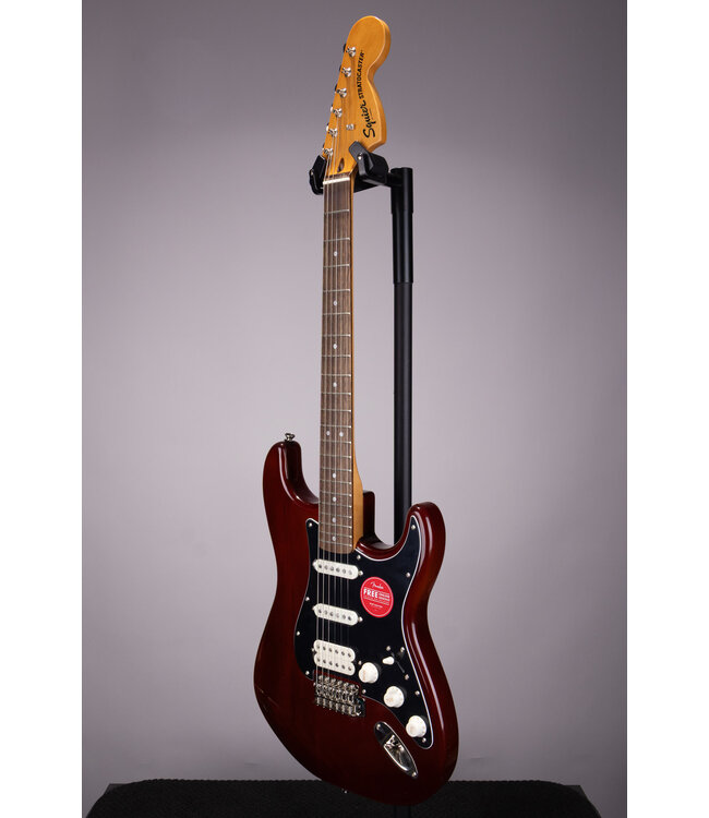 Classic Vibe '70S Stratocaster Electric Guitar HSS Walnut