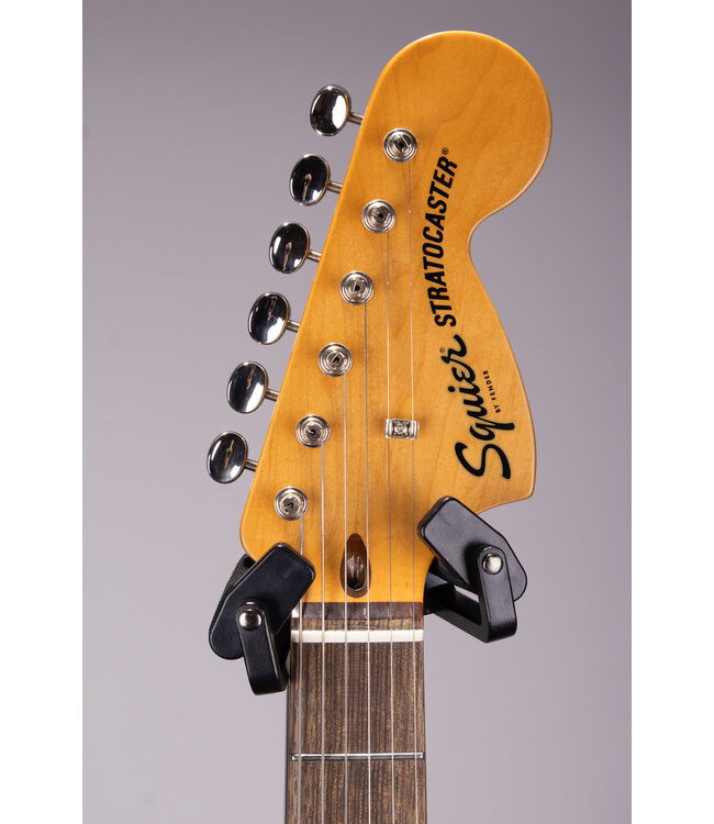 Classic Vibe '70S Stratocaster Electric Guitar HSS Walnut