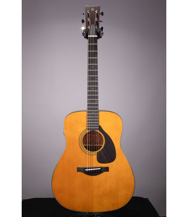 Yamaha FGX5 Dreadnought Acoustic-Electric Guitar with Case – Made in Japan