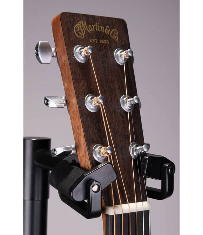 Martin OMC-10E Modern Burst Cutaway Acoustic-Electric with Softshell Case