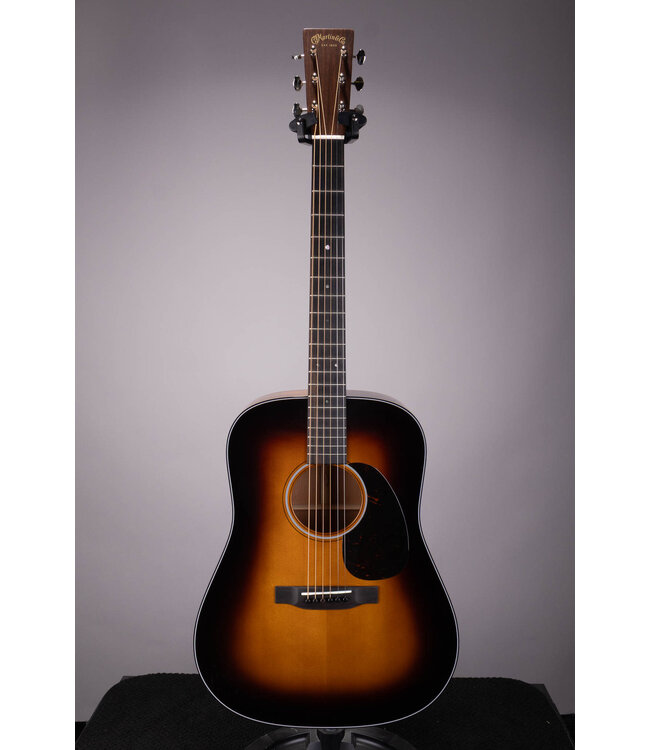 D-18 '35 Dreadnought Acoustic Guitar - Sunburst