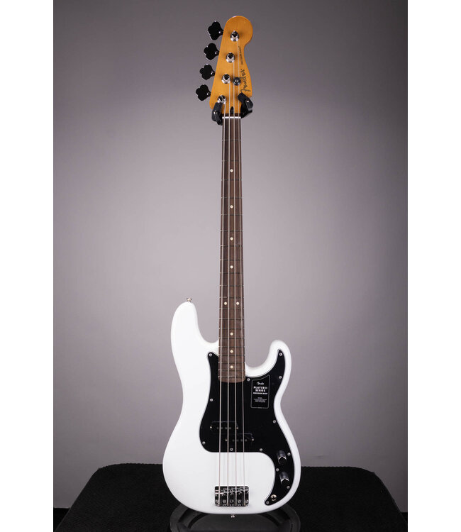 Fender Player II Precision Bass – Polar White with Rosewood Fingerboard