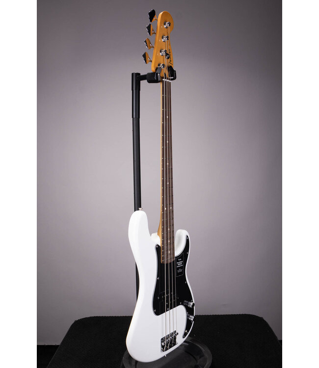 Fender Player II Precision Bass – Polar White with Rosewood Fingerboard