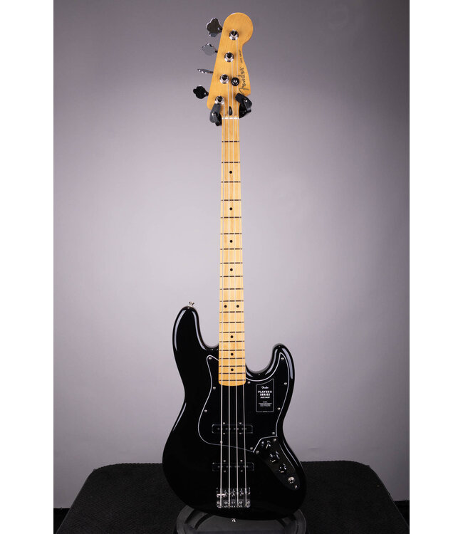 Fender Player II Jazz Bass - Black with Maple Fingerboard