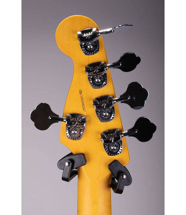 Fender American Professional II Jazz Bass V – Olympic White w/ Rosewood Fingerboard