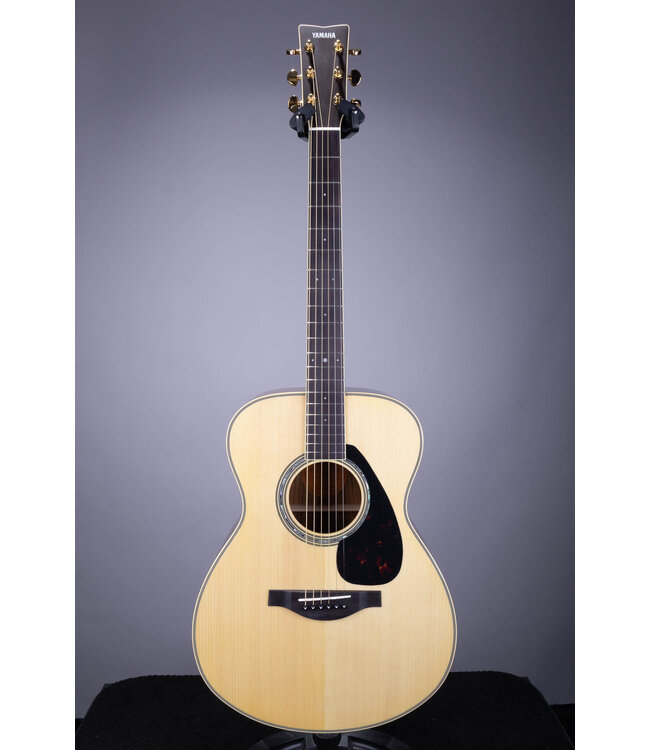 Yamaha LS6 ARE Small Body Acoustic-Electric Guitar - Natural