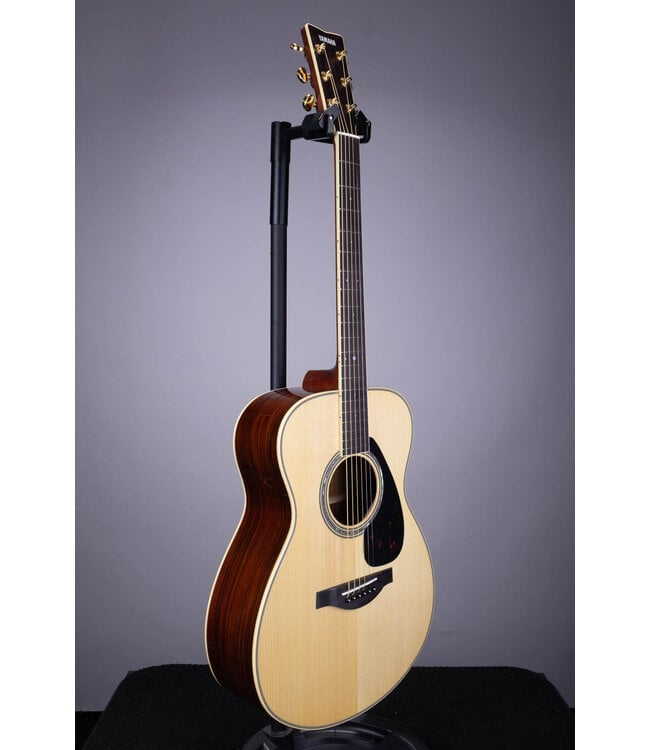 Yamaha LS6 ARE Small Body Acoustic-Electric Guitar - Natural