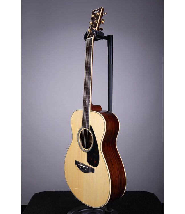 Yamaha LS6 ARE Small Body Acoustic-Electric Guitar - Natural