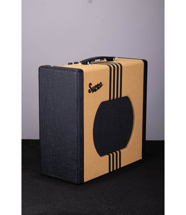 Supro Delta King 12 Tube Combo Amplifier - 1x12, 15-Watt, Tweed/Black