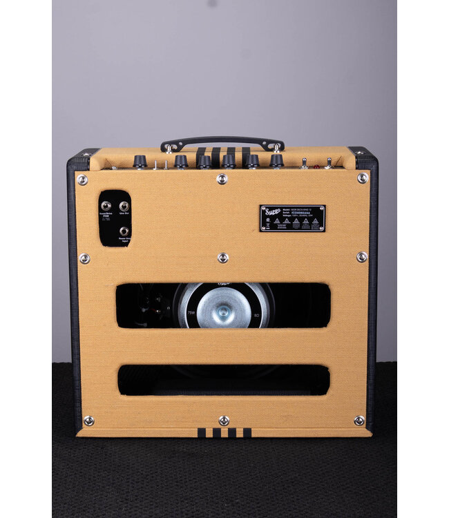 Supro Delta King 12 Tube Combo Amplifier - 1x12, 15-Watt, Tweed/Black