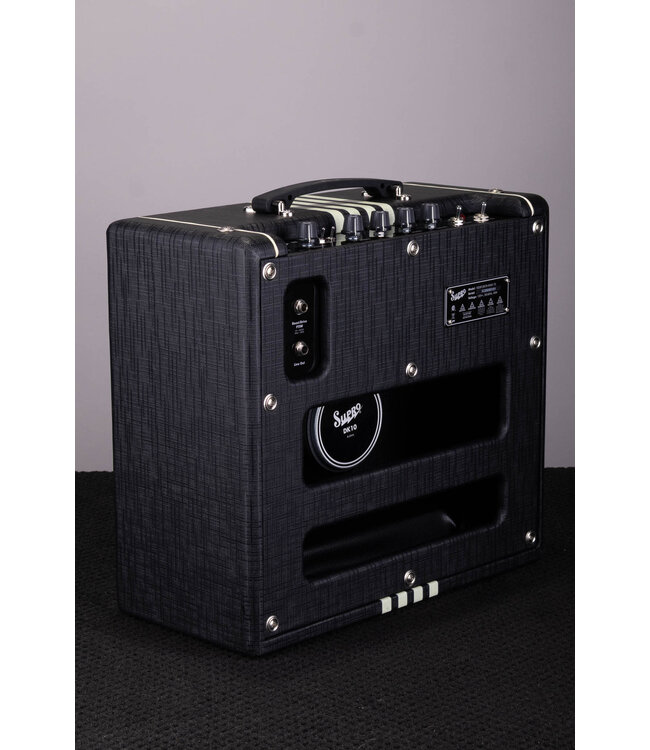Supro Delta King 10 1 x 10-inch 5-watt Tube Combo Amp - Black and Cream