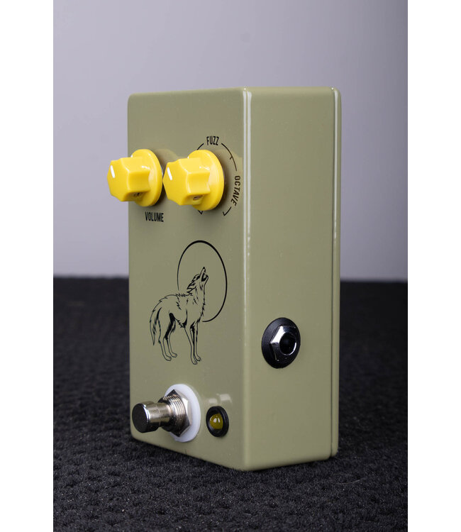 JHS Coyote Fuzz Pedal