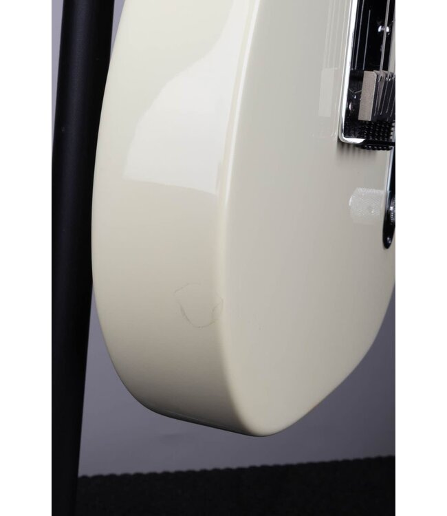 Used 2002 Fender American Series Telecaster - White - With Case