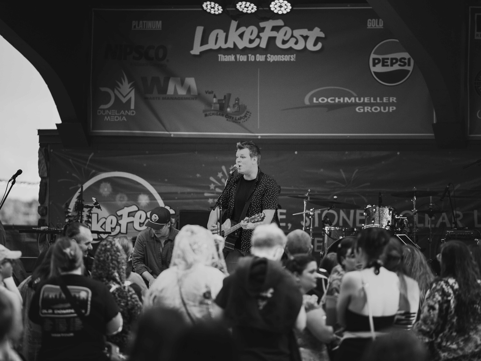 Stage Ready Guitars & Gear for Gigging Musicians | Roxy Music La Porte