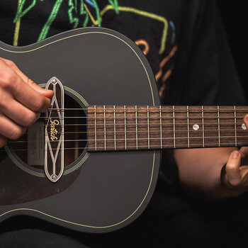 Parlor & Small Body Acoustic Guitars