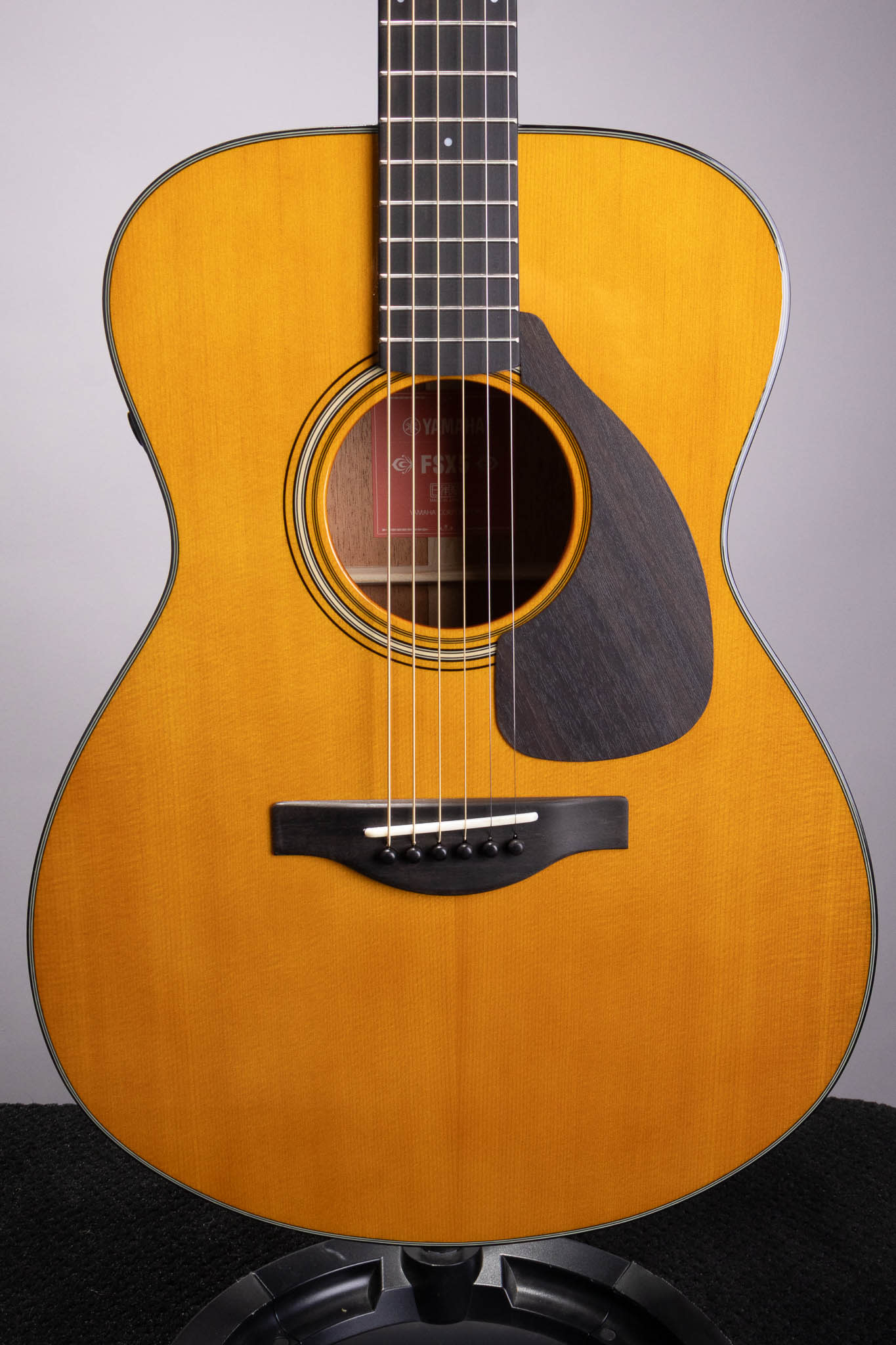 Yamaha FSX5 Concert Acoustic-Electric Guitar Made in Japan w/ Case