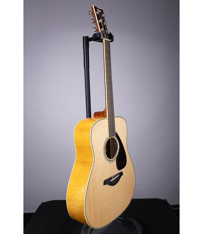 Yamaha FG840 Acoustic Natural Dreadnaught Guitar - Solid Top, Maple Back and Sides