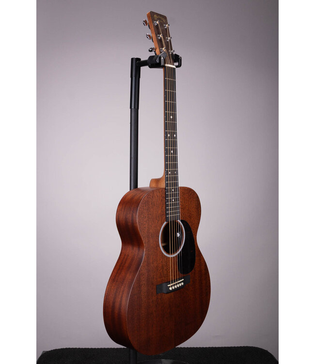 Martin 00010E Sapele Acoustic Electric Guitar With Gigbag