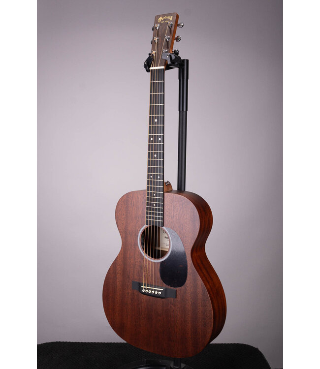 Martin 00010E Sapele Acoustic Electric Guitar With Gigbag