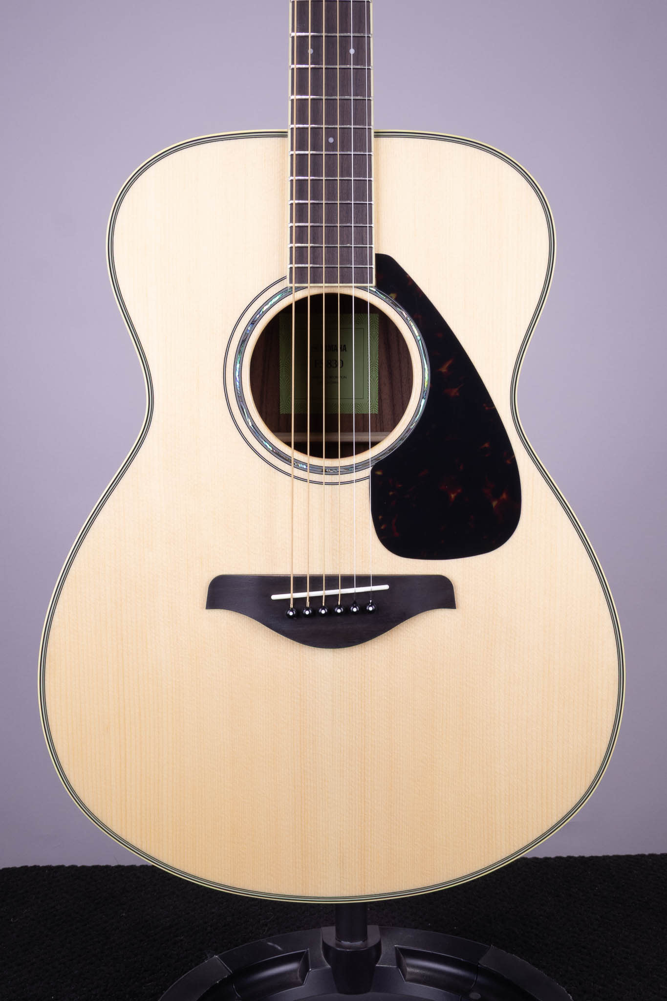 Yamaha FS830 Concert Acoustic Guitar Natural Solid Spruce Top