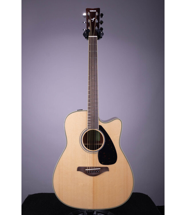 Yamaha FGX820C Cutaway Dreadnought Acoustic Electric Guitar - Natural