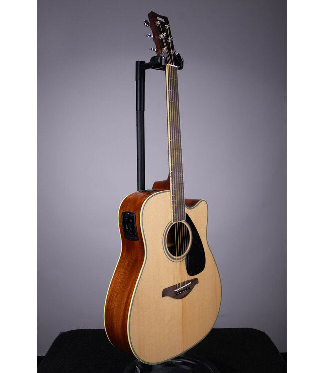 Yamaha FGX820C Cutaway Dreadnought Acoustic Electric Guitar - Natural