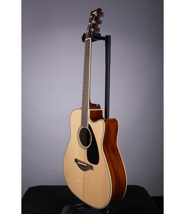 Yamaha FGX820C Cutaway Dreadnought Acoustic Electric Guitar - Natural