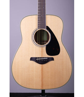 Yamaha FG830 Dreadnought Acoustic Guitar Natural