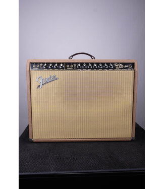 Fender Vintage 1967 Black Panel Fender Twin Reverb Combo Amp