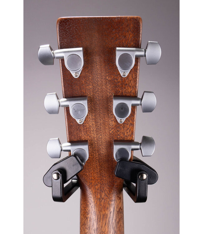 Martin 000C Jr-E StreetMaster Acoustic-electric Guitar - Dark Mahogany Distressed
