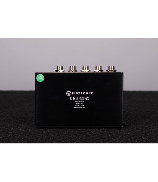 Pigtronix Echolution 3 Stereo Delay Pedal