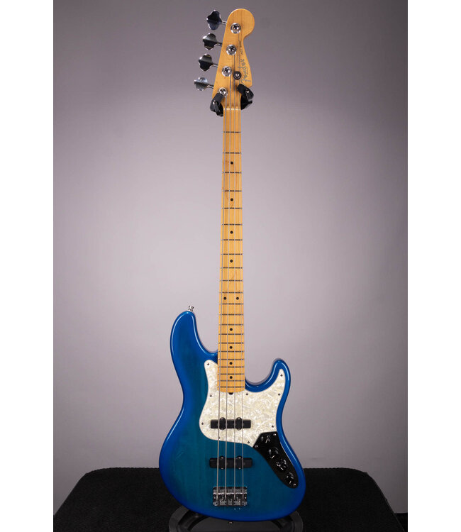 Used 1997 Fender American Deluxe Jazz Bass - Blueburst - With Case