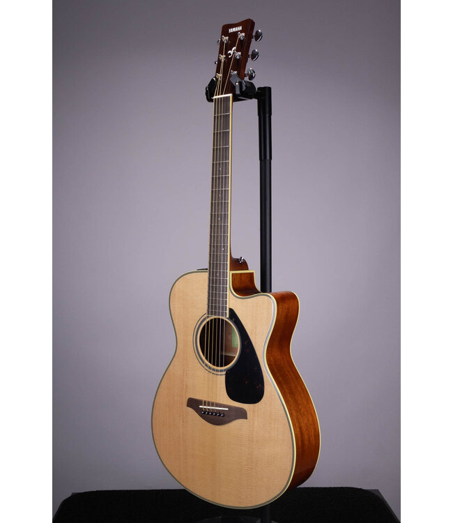 Yamaha FSX820C Acoustic-Electric Guitar - Natural