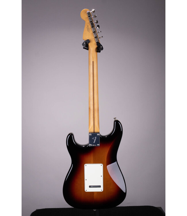 Fender Player II Stratocaster - 3-Color Sunburst with Rosewood Fingerboard