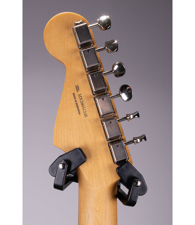 Fender Player II Stratocaster - 3-Color Sunburst with Rosewood Fingerboard
