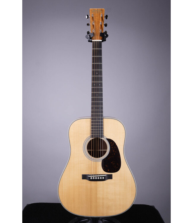 Martin D-28 Authentic 1937 VTS Dreadnought Acoustic Guitar Natural
