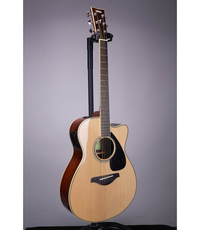 Yamaha FSX830C Acoustic-Electric Guitar Natural