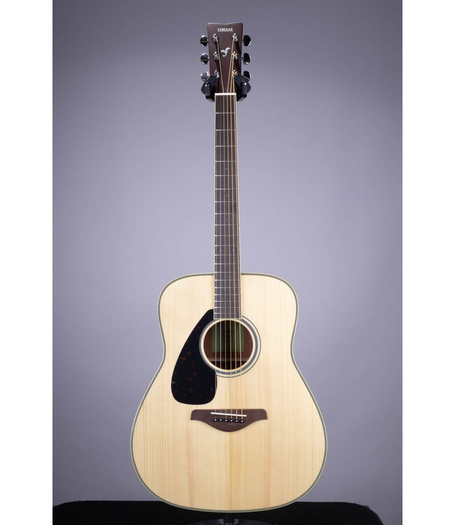 Yamaha FG820L Left-Handed Dreadnought Acoustic Guitar Natural